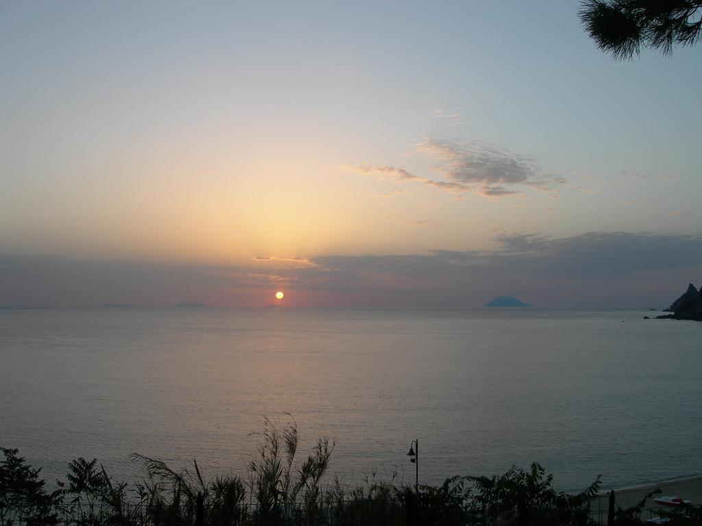 Le Casette Sul Mare Capo Vaticano Exterior foto