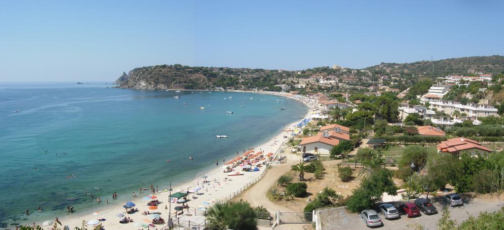 Le Casette Sul Mare Capo Vaticano Exterior foto