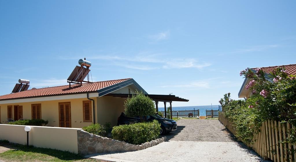 Le Casette Sul Mare Capo Vaticano Exterior foto