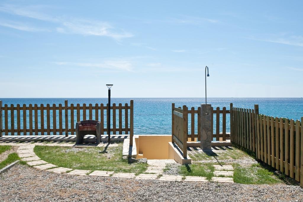 Le Casette Sul Mare Capo Vaticano Exterior foto
